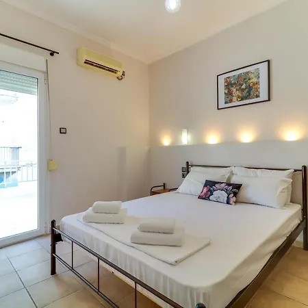 Hoteleros Dionysos Athens Hotel *